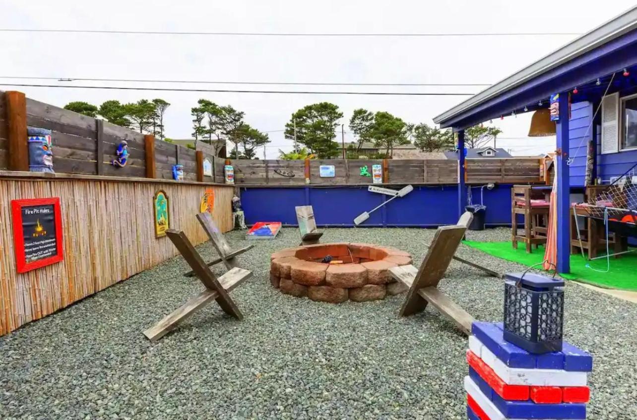 Villa Tiki Escape W/ Amazing Mountain And Marsh Backdrop à Rockaway Beach Extérieur photo